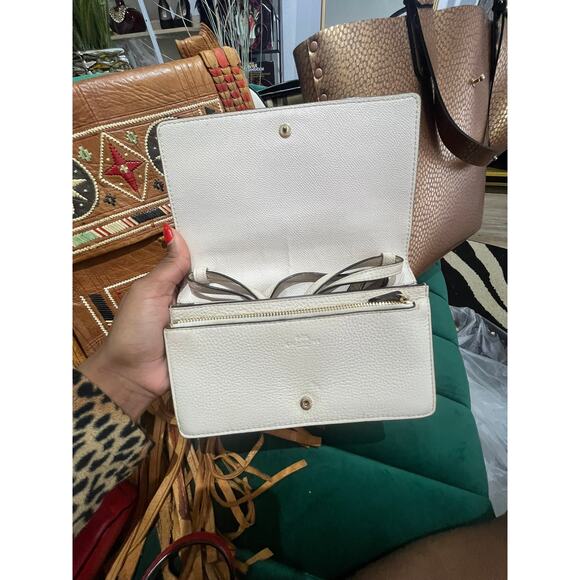 Coach Anna Foldover Clutch White Pebbled Leather Crossbody Bag Authentic - Picture 2 of 3